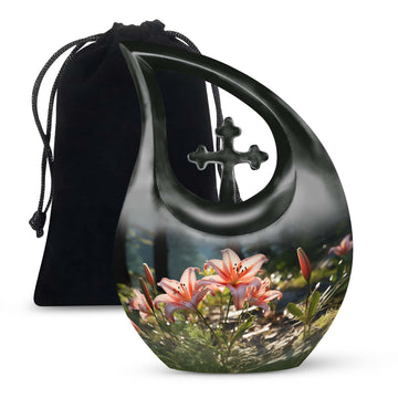 Large Urn 10