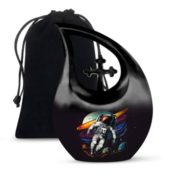 Large Urn 10