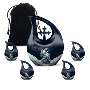 Large Urn With 4 Keepsake