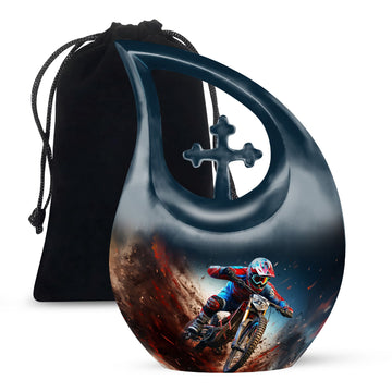 Large Urn 10