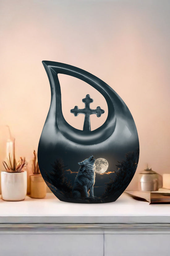 Wolf Howling Urns For Ashes - Ashes Keepsake For Men