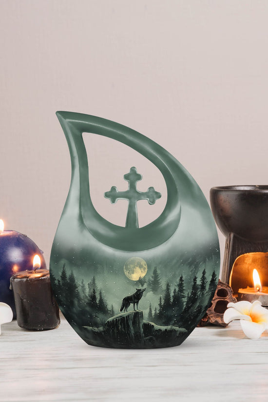 Wolf Howling Urns For Ashes - Mini Urn For Ashes For Women