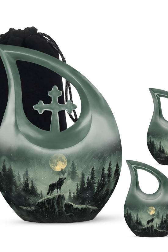 Wolf Howling Urns For Ashes - Mini Urn For Ashes For Women
