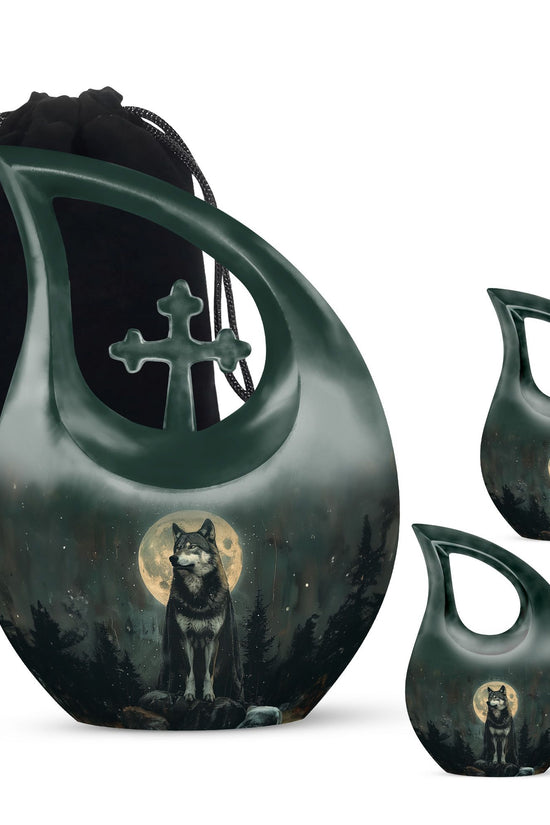 Wolf Howling Urns For Ashes - Keepsakes For Women