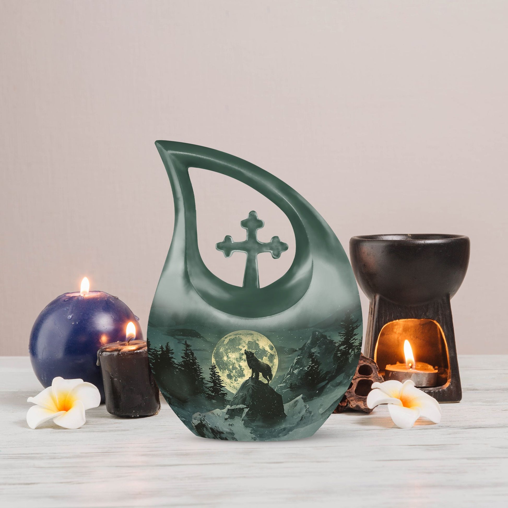 Wolf Howling Urns For Ashes - Cremation Keepsakes For Men