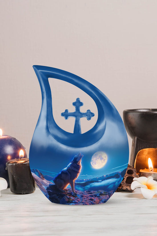 Wolf Howling Urns For Ashes - Funeral Urns For Women