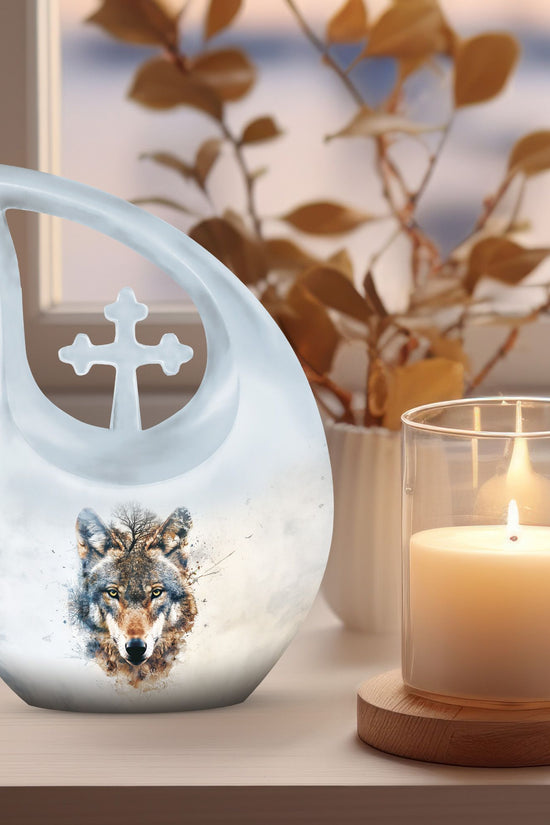 Wolf Howling Urns For Ashes - Cremation Urns For Adult Ashes Women