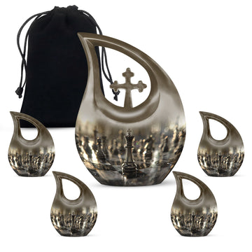 Large Urn With 4 Keepsake