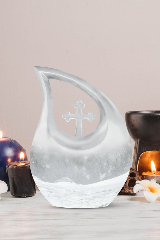 Mountain Winter Urns For Ashes - Ashes Keepsake For Men