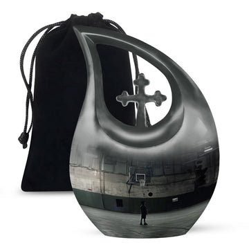 Large Urn 10