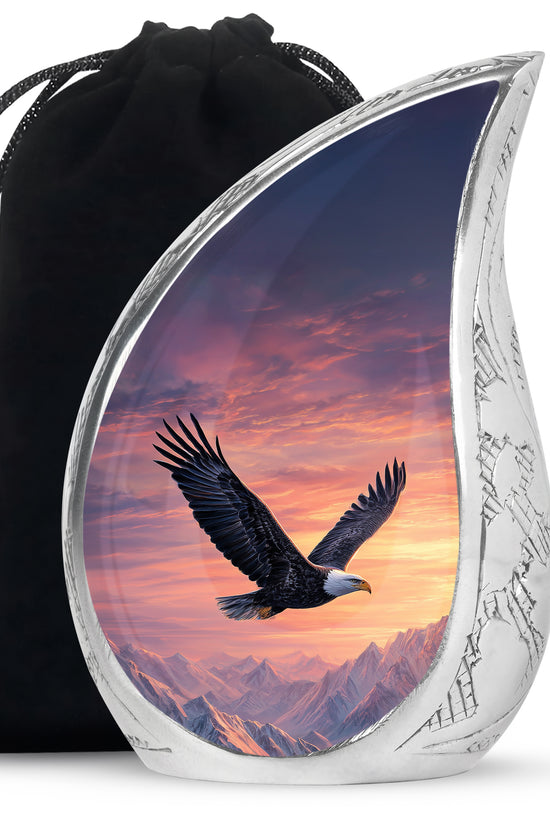 Beautiful Mountain Theme Funeral Urn - Eagle Theme Memorial Urn For Ashes