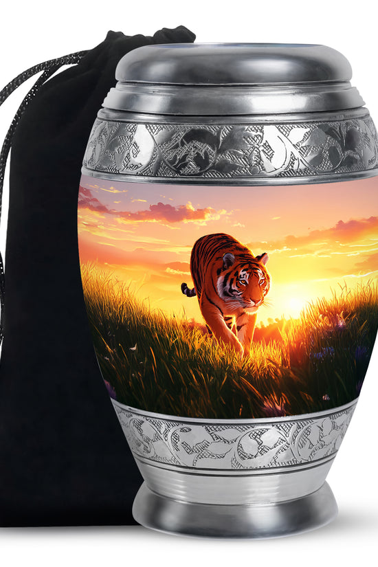 Tiger Themed Cremation Urn For Ashes - Nature Scene Memorial Urn
