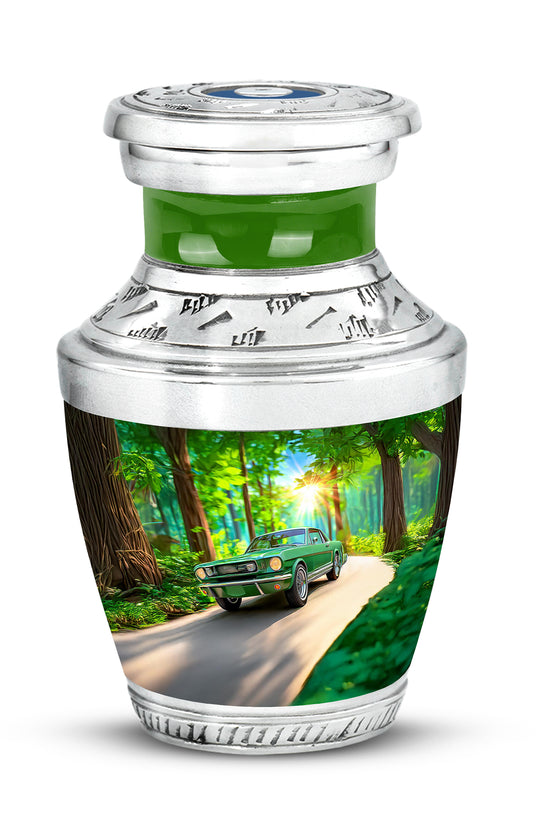 Everlasting Green Car Resting Place Urn for Human Ashes - 10-inch, 200 cu in - Karyliz