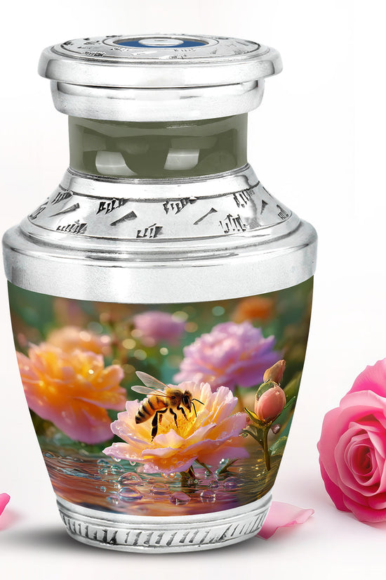 Everlasting Gold Bee Devotion Urn for Human Ashes - 10-inch, 200 cu in - Karyliz